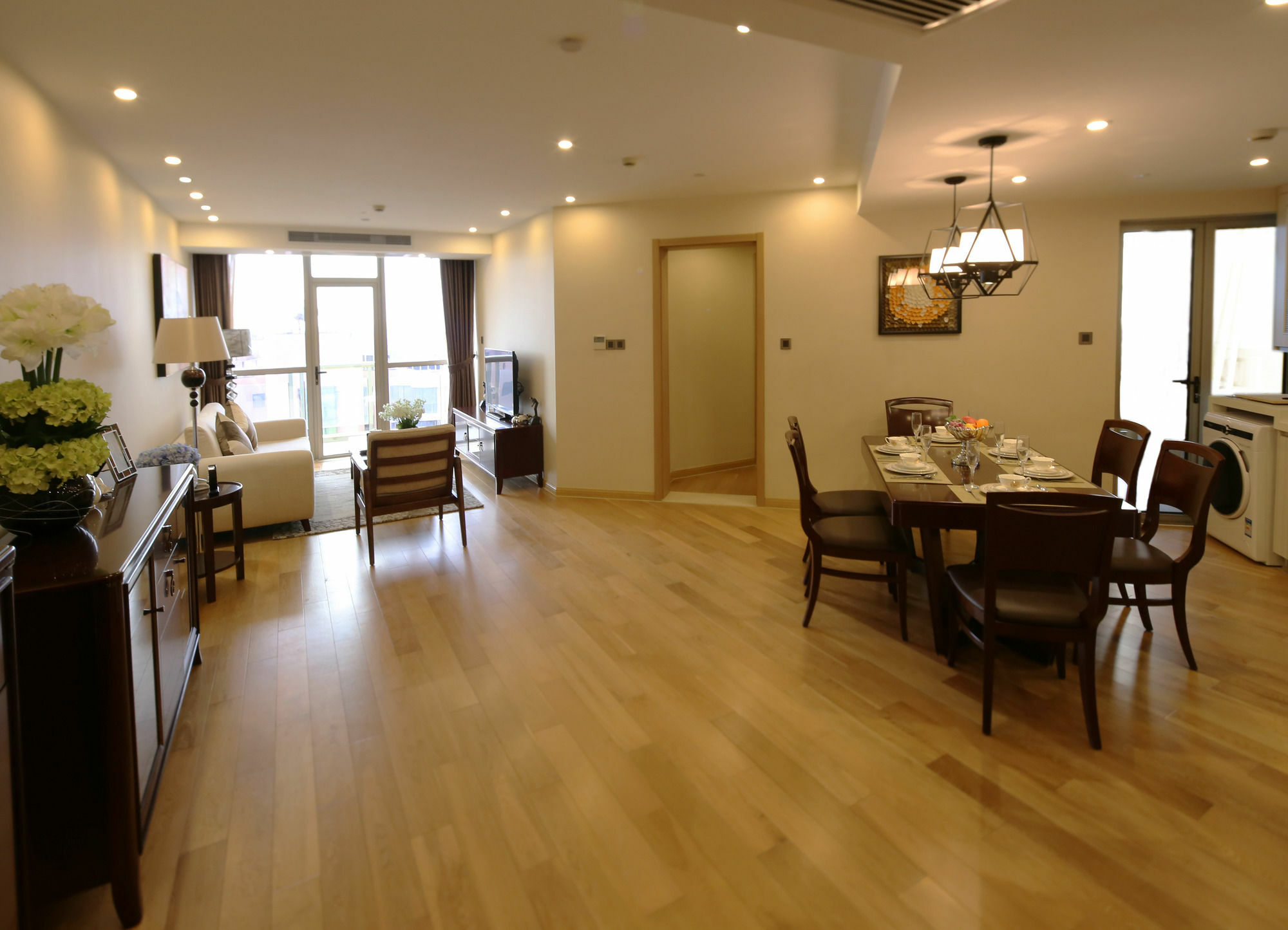 Green Court Residence Jinqiao Diamond Шанхай Екстериор снимка