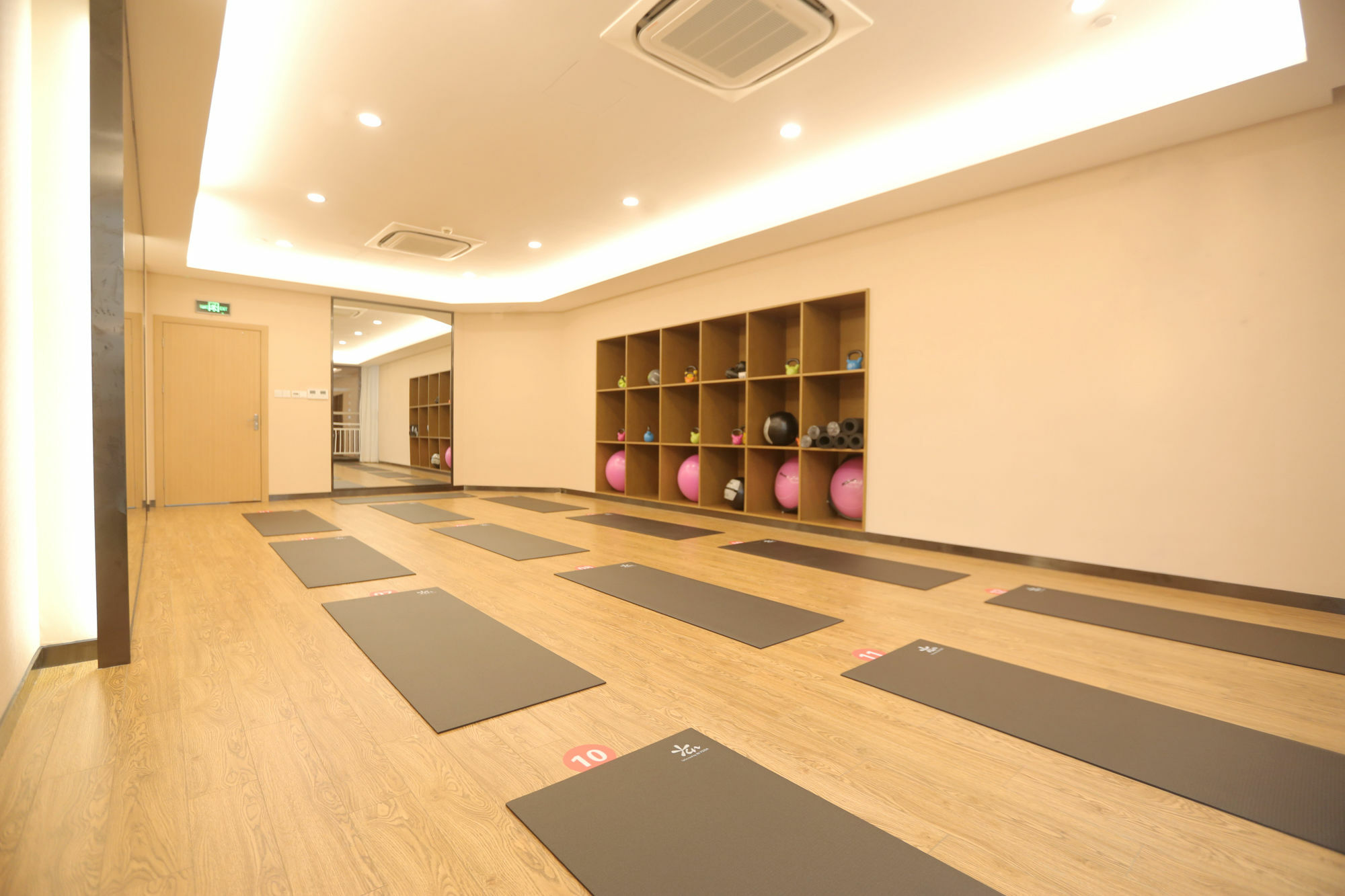 Green Court Residence Jinqiao Diamond Шанхай Екстериор снимка